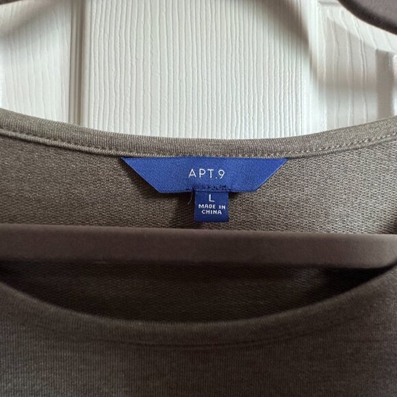 Apt 9 Women's Large Olive Green Sharkbite Hem Top Criss-Cross Elbow Sleeves - Picture 3 of 8